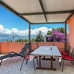 Apartman By The Sea Slatine, Ciovo - 11126